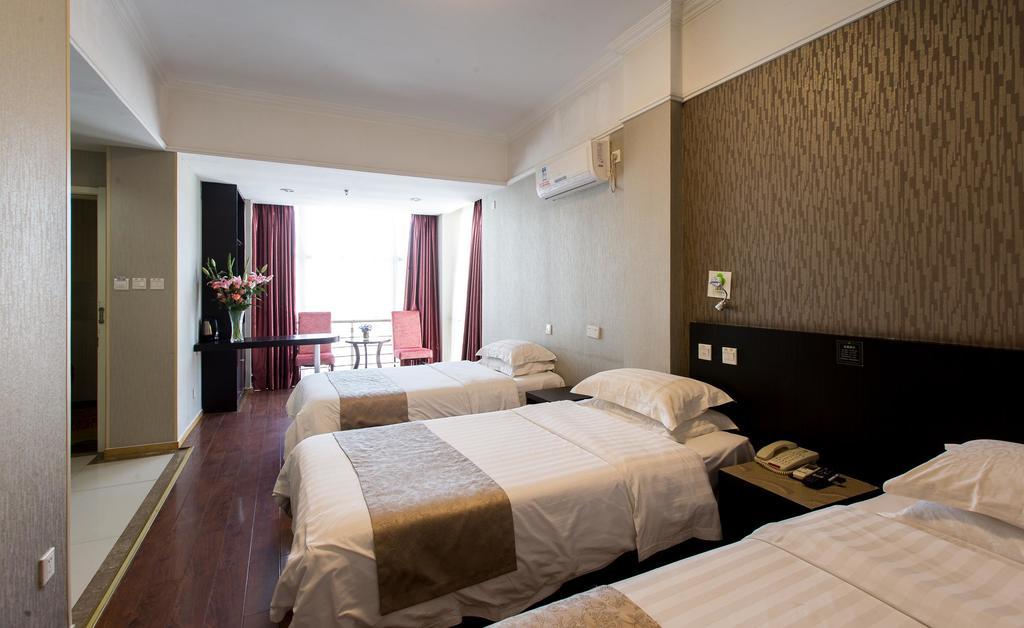 Qingdao Fu Yong Hotel Esterno foto