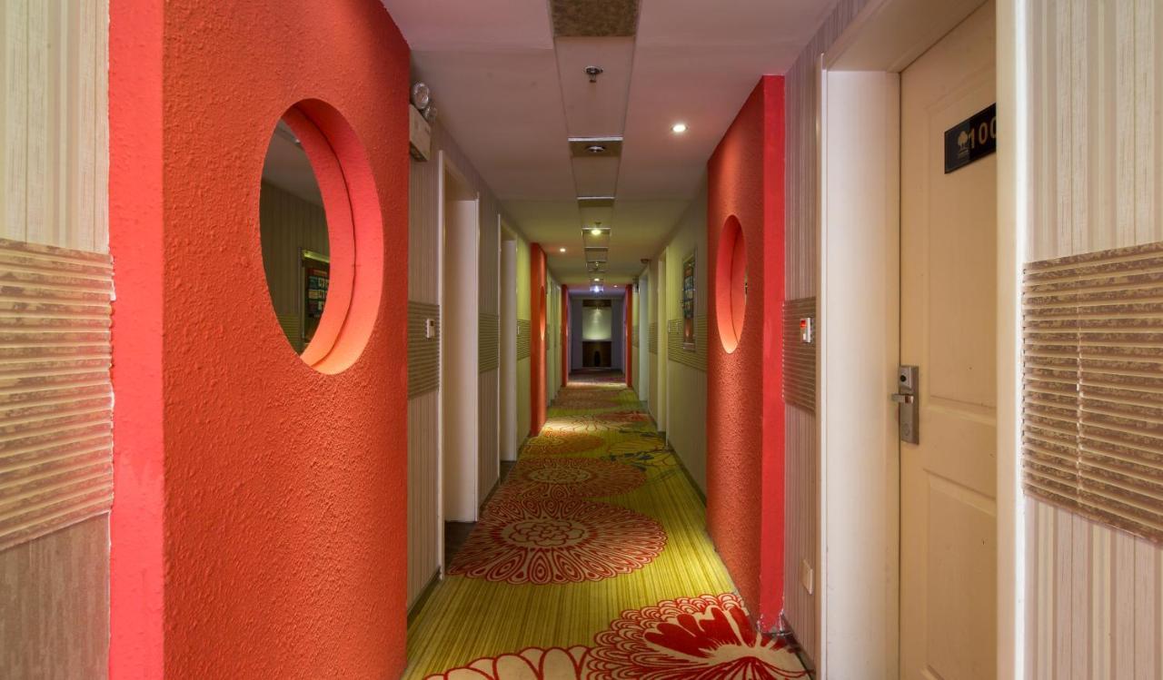 Qingdao Fu Yong Hotel Esterno foto